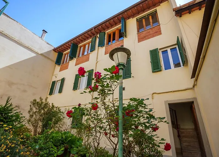 Santa Croce Historic Loft With A View
